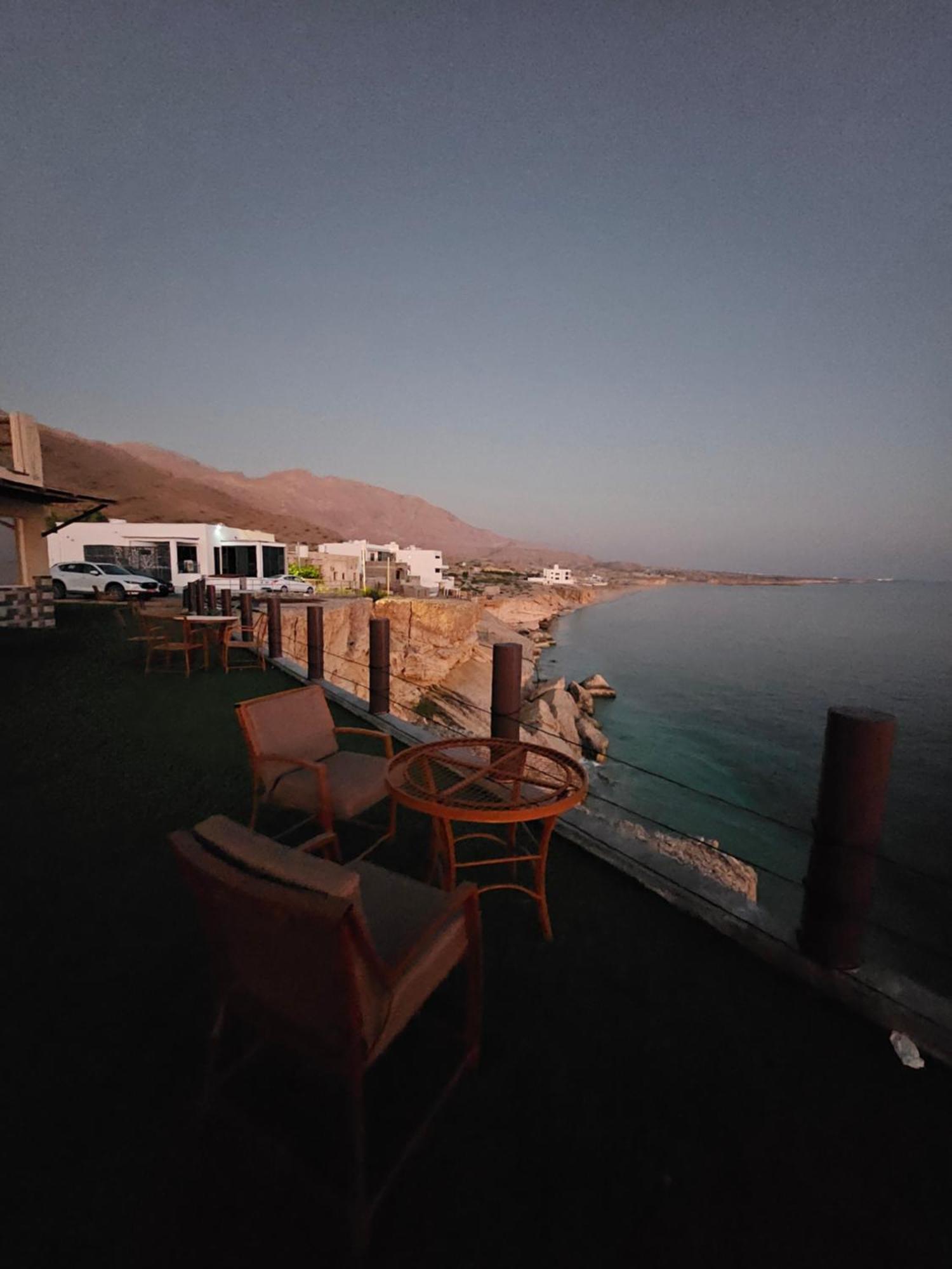 Wadi Ash Shab Chalets Sur Bagian luar foto